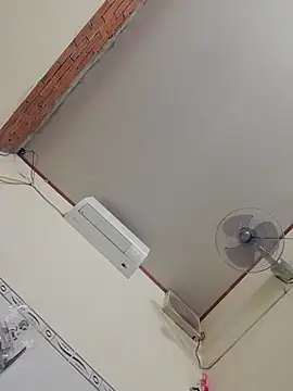 ducpham6565 online show from 11/04/25, 05:01