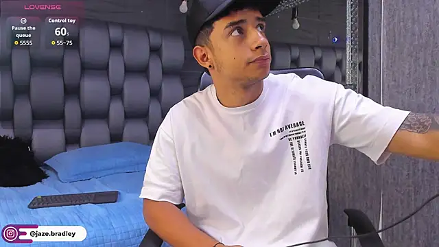 jaze bradley online show from 11/08/25, 11:43