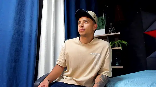 jaze bradley online show from 11/15/25, 12:13