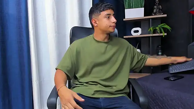 jaze bradley online show from 12/02/25, 11:26