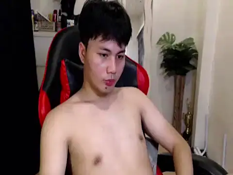 urasiantwink69 online show from 04/12/26, 11:48