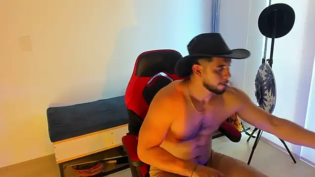 Snapshot of Dimitri_Bass chatting on 04/19/26, 09:17 Dimitri Bass online show from 04/19/26, 09:17