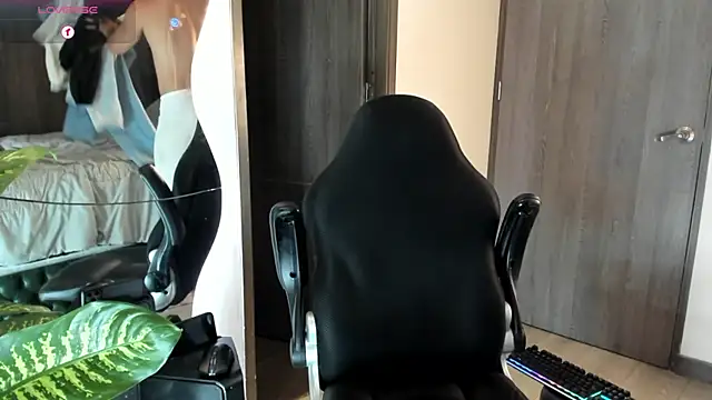 Dimitri Bass online show from 04/27/26, 07:23