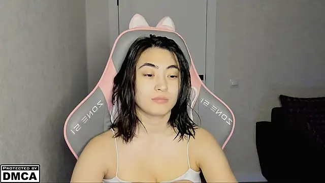 Snapshot of MeilideQian1 chatting on 09/12/25, 01:55 MeilideQian1 online show from 09/12/25, 01:55