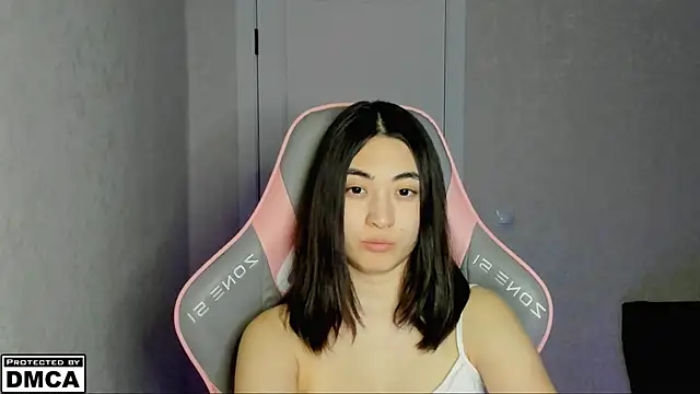 Snapshot of MeilideQian1 chatting on 11/17/25, 05:30 MeilideQian1 online show from 11/17/25, 05:30