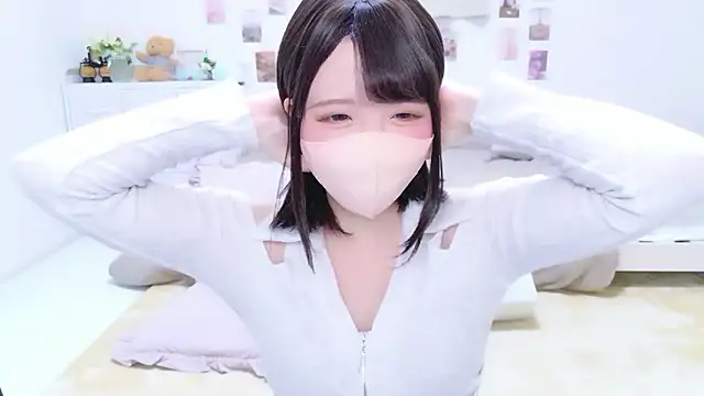 Snapshot of Anzu_xx chatting on 03/16/26, 11:36 Anzu xx online show from 03/16/26, 11:36