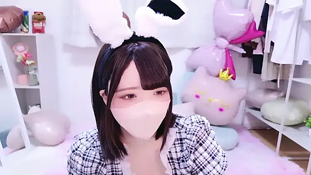 Snapshot of Anzu_xx chatting on 04/02/26, 04:15 Anzu xx online show from 04/02/26, 04:15