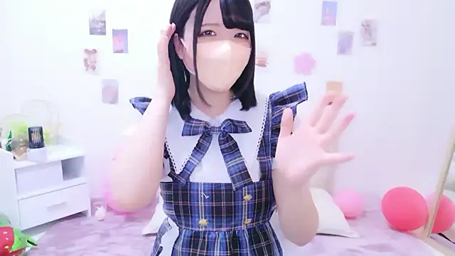 Snapshot of Anzu_xx chatting on 04/16/26, 11:55 Anzu xx online show from 04/16/26, 11:55