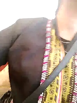 Snapshot of babychill09 chatting on 10/12/25, 12:31 babychill09 online show from 10/12/25, 12:31