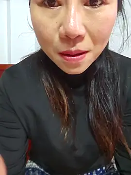 Snapshot of babychill09 chatting on 10/22/25, 01:06 babychill09 online show from 10/22/25, 01:06