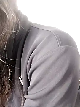 Snapshot of babychill09 chatting on 11/29/25, 07:33 babychill09 online show from 11/29/25, 07:33