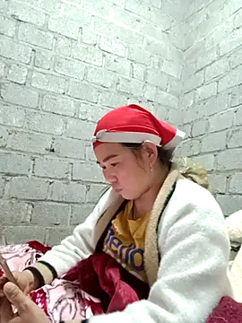 Snapshot of jienrrr chatting on 12/22/25, 01:41 jienrrr online show from 12/22/25, 01:41