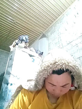 Snapshot of jienrrr chatting on 03/04/26, 02:17 jienrrr online show from 03/04/26, 02:17