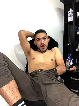 Snapshot of Rodneycot chatting on 10/05/25, 12:53 Rodneycot online show from 10/05/25, 12:53