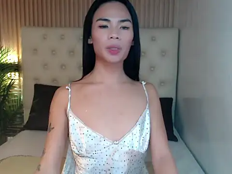 Snapshot of SexualDesire1x chatting on 01/13/26, 01:44 SexualDesire1x online show from 01/13/26, 01:44