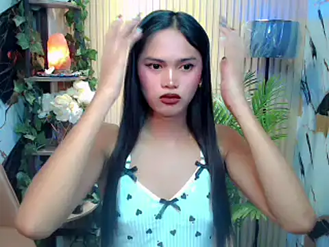 Snapshot of imperfect_zandra chatting on 10/14/25, 11:44 imperfect zandra online show from 10/14/25, 11:44