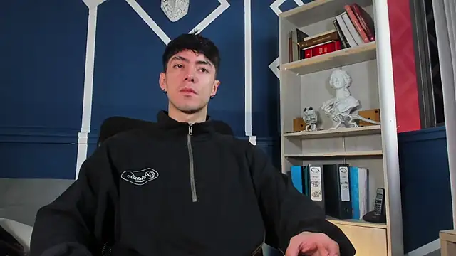 etham wolf  online show from 11/11/25, 12:16