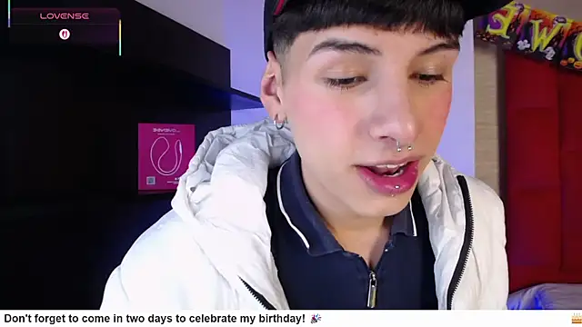 Ezra Storm online show from 10/09/25, 04:43