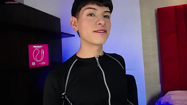 Ezra Storm online show from 10/16/25, 04:46