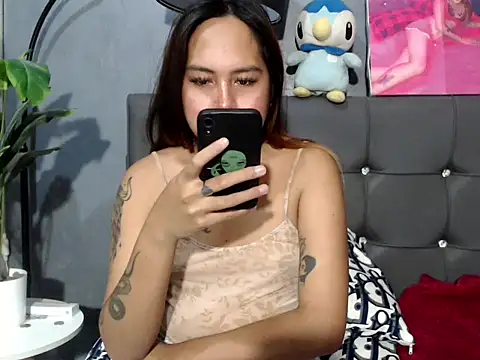 Snapshot of urtranspinay chatting on 11/05/25, 07:58 urtranspinay online show from 11/05/25, 07:58