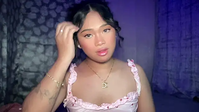 Snapshot of Exotic_alyssa69 chatting on 04/20/26, 05:37 Exotic alyssa69 online show from 04/20/26, 05:37