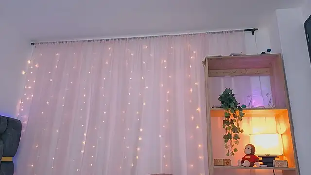 anitaglow online show from 09/28/25, 04:34