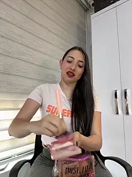 AndieJones  online show from 11/12/25, 12:16