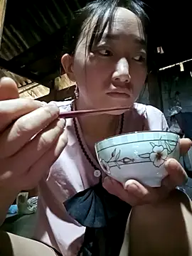 Snapshot of Zhan99999 chatting on 09/11/25, 02:11 Zhan99999 online show from 09/11/25, 02:11