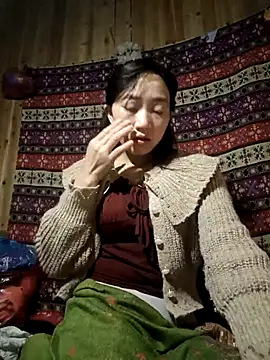 Snapshot of Zhan99999 chatting on 11/18/25, 03:27 Zhan99999 online show from 11/18/25, 03:27