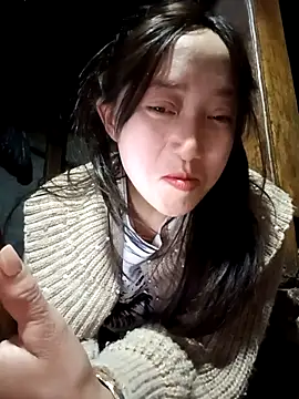 Snapshot of Zhan99999 chatting on 11/30/25, 02:43 Zhan99999 online show from 11/30/25, 02:43