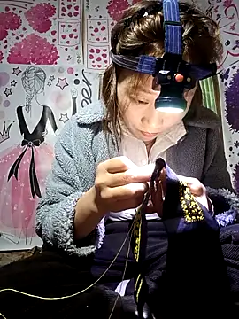 Snapshot of Zhan99999 chatting on 12/14/25, 03:34 Zhan99999 online show from 12/14/25, 03:34