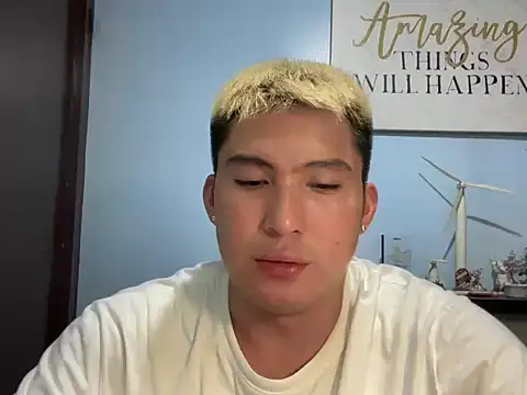 Snapshot of lovely_jay chatting on 03/17/26, 07:39 lovely jay online show from 03/17/26, 07:39