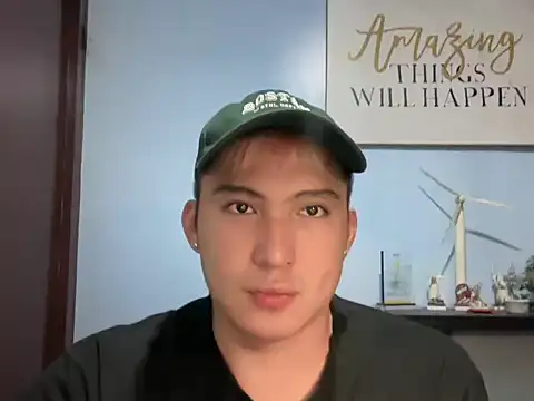 Snapshot of lovely_jay chatting on 03/18/26, 05:27 lovely jay online show from 03/18/26, 05:27