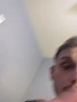 Snapshot of ShiftandStroke chatting on 02/18/26, 02:51 ShiftandStroke online show from 02/18/26, 02:51