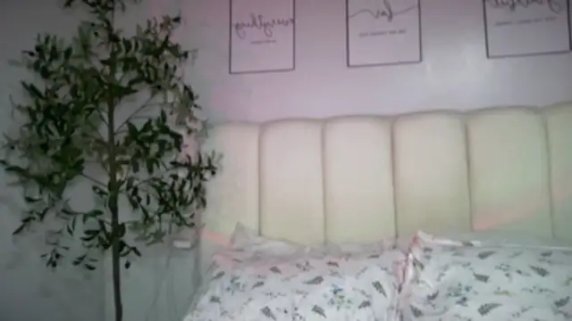 Snapshot of triana_ortega69 chatting on 06/27/26, 02:01 triana ortega69 online show from 06/27/26, 02:01