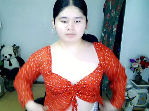 Snapshot of skinnygirl_69 chatting on 11/04/25, 10:42 skinnygirl 69 online show from 11/04/25, 10:42