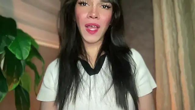 Snapshot of Misselliefayexxx chatting on 09/14/25, 09:36 Misselliefayexxx online show from 09/14/25, 09:36