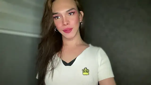 Snapshot of Misselliefayexxx chatting on 11/07/25, 11:49 Misselliefayexxx online show from 11/07/25, 11:49