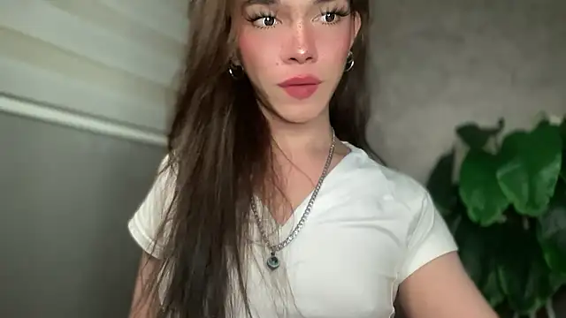 Snapshot of Misselliefayexxx chatting on 01/12/26, 09:42 Misselliefayexxx online show from 01/12/26, 09:42