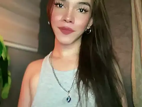 Snapshot of Misselliefayexxx chatting on 02/02/26, 09:41 Misselliefayexxx online show from 02/02/26, 09:41