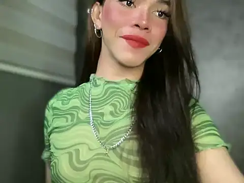 Snapshot of Misselliefayexxx chatting on 02/22/26, 09:35 Misselliefayexxx online show from 02/22/26, 09:35