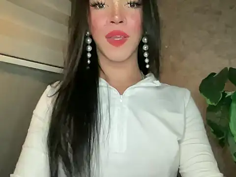 Snapshot of Misselliefayexxx chatting on 03/08/26, 07:06 Misselliefayexxx online show from 03/08/26, 07:06