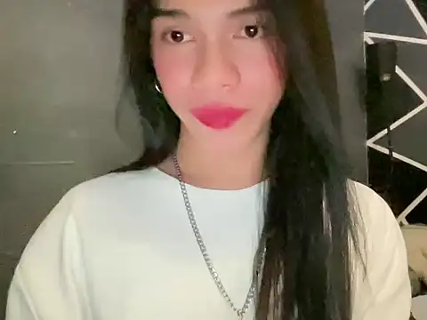 Snapshot of Misselliefayexxx chatting on 03/15/26, 12:11 Misselliefayexxx online show from 03/15/26, 12:11