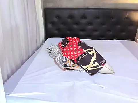 Snapshot of hotbabymaria chatting on 10/28/25, 01:09 hotbabymaria online show from 10/28/25, 01:09