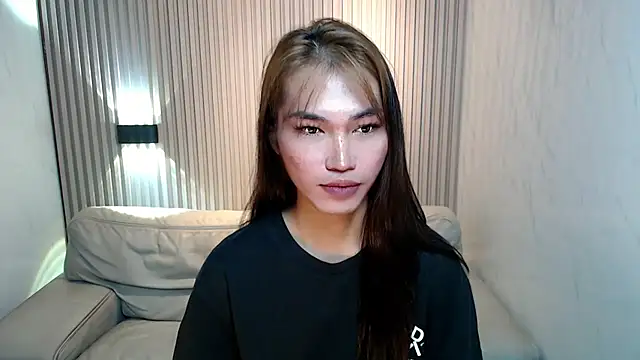 Snapshot of lovelychanel69xx chatting on 11/06/25, 11:15 lovelychanel69xx online show from 11/06/25, 11:15