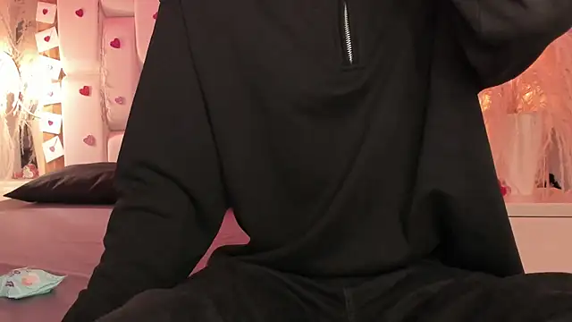 Daphne And Roger online show from 02/23/26, 11:07