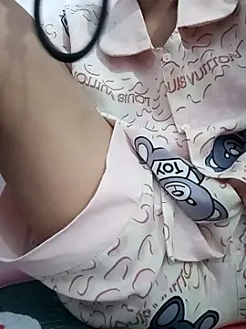 Yoo j online show from 10/15/25, 10:59