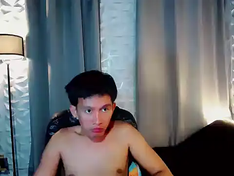 Snapshot of prince_elaijah chatting on 03/10/26, 01:16 prince elaijah online show from 03/10/26, 01:16