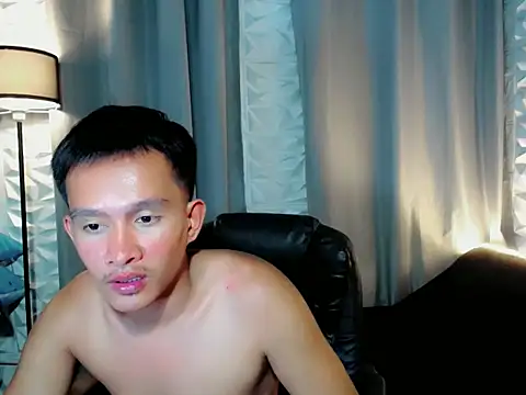 Snapshot of prince_elaijah chatting on 03/21/26, 08:19 prince elaijah online show from 03/21/26, 08:19