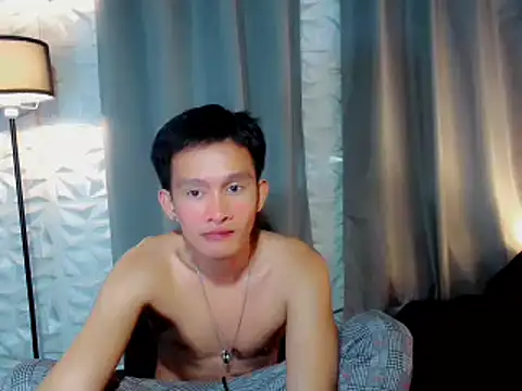 Snapshot of prince_elaijah chatting on 04/14/26, 05:08 prince elaijah online show from 04/14/26, 05:08